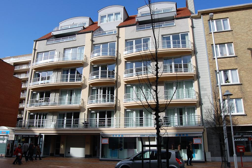 Residentie Hof Van Vlaanderen Nieuport Extérieur photo